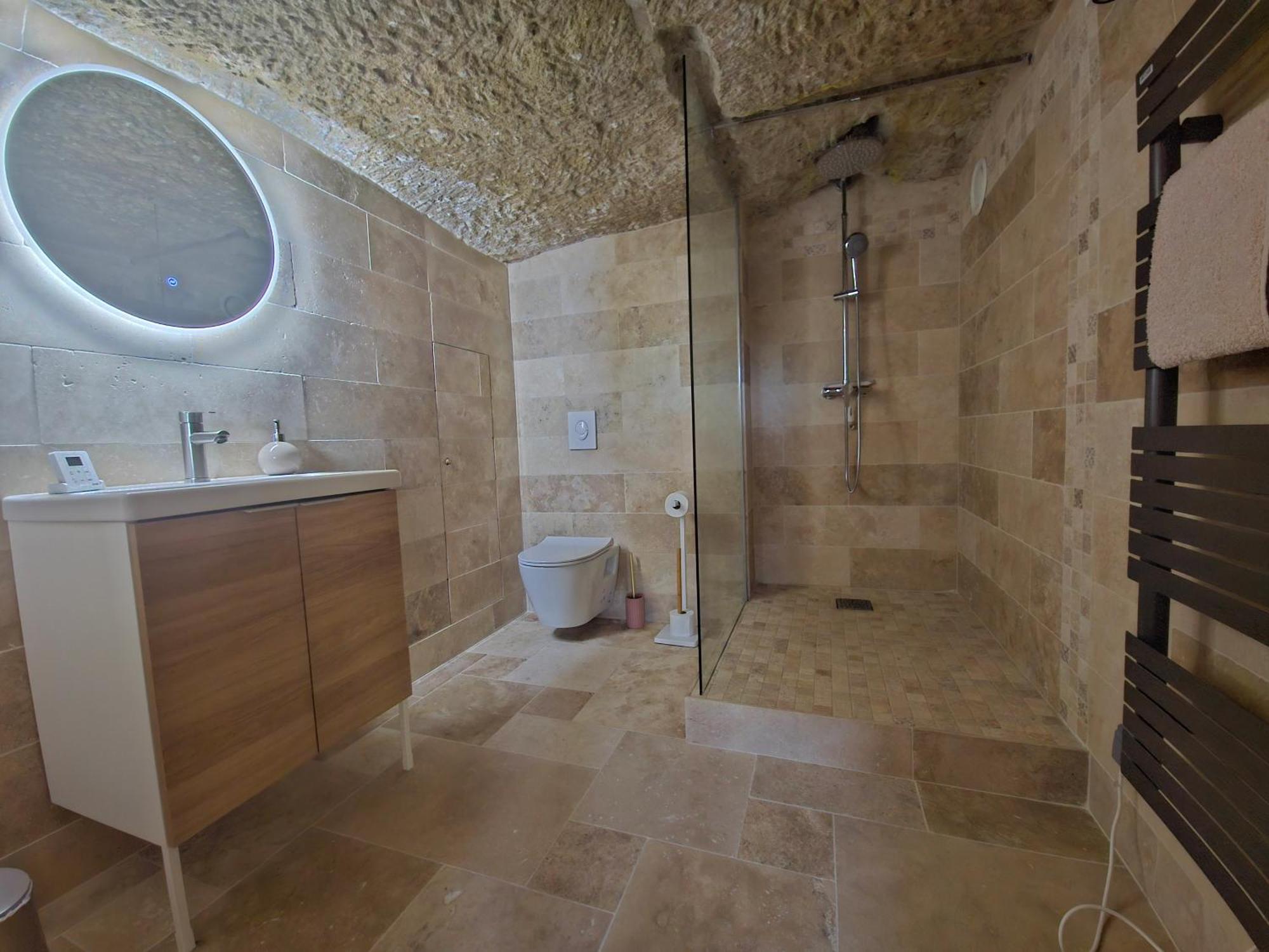 Le Cocon Troglodyte Apartman Saint-Étienne-de-Chigny Kültér fotó